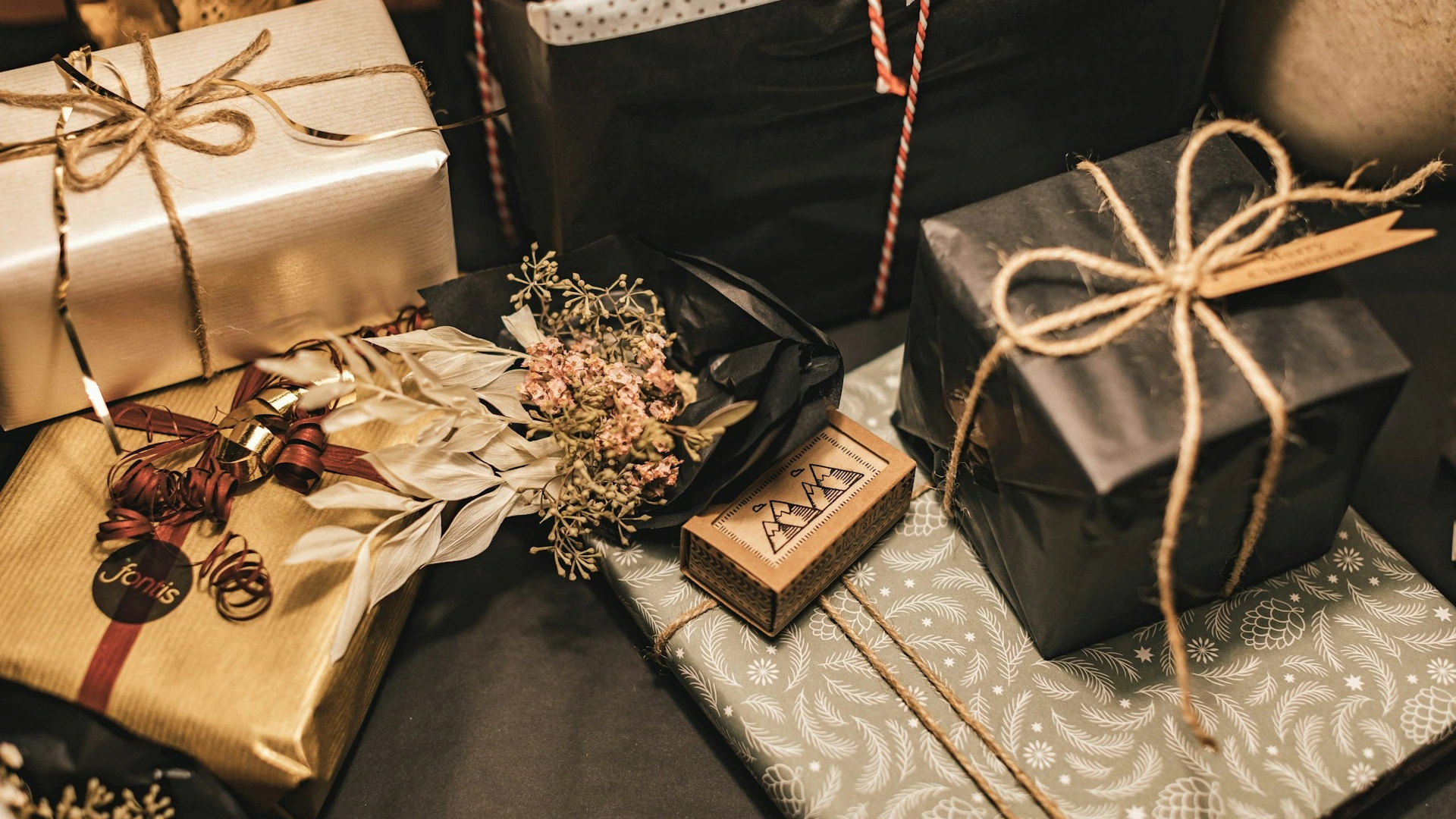 Arya Gift